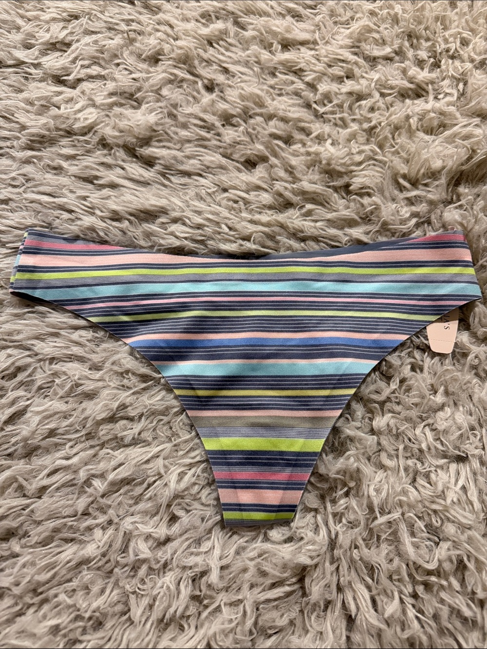 NWT VTG Victoria's Secret Incredible Sexy Satin No Show Thong Panty Small